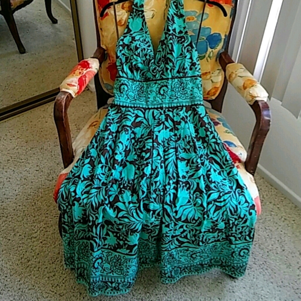 Clues Collection Strking Halter Dress Cotton Size4